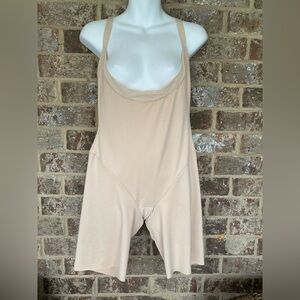 MAIDENFORM Flexees Sculpting Shape-wear One Piece